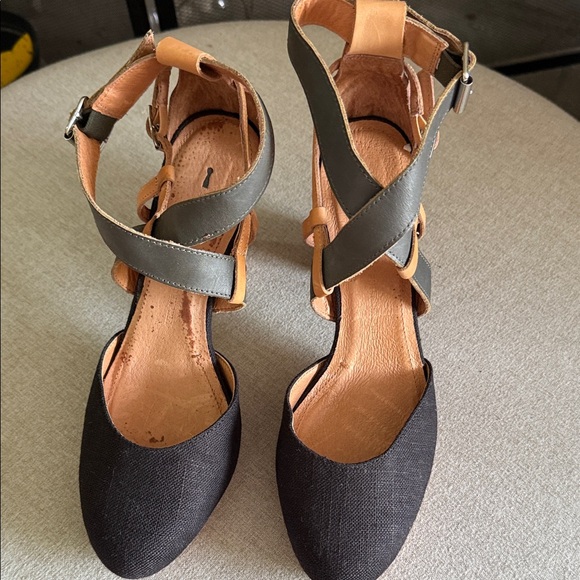 Shoes - Stylish Black, Navy and Tan Women's Shoes